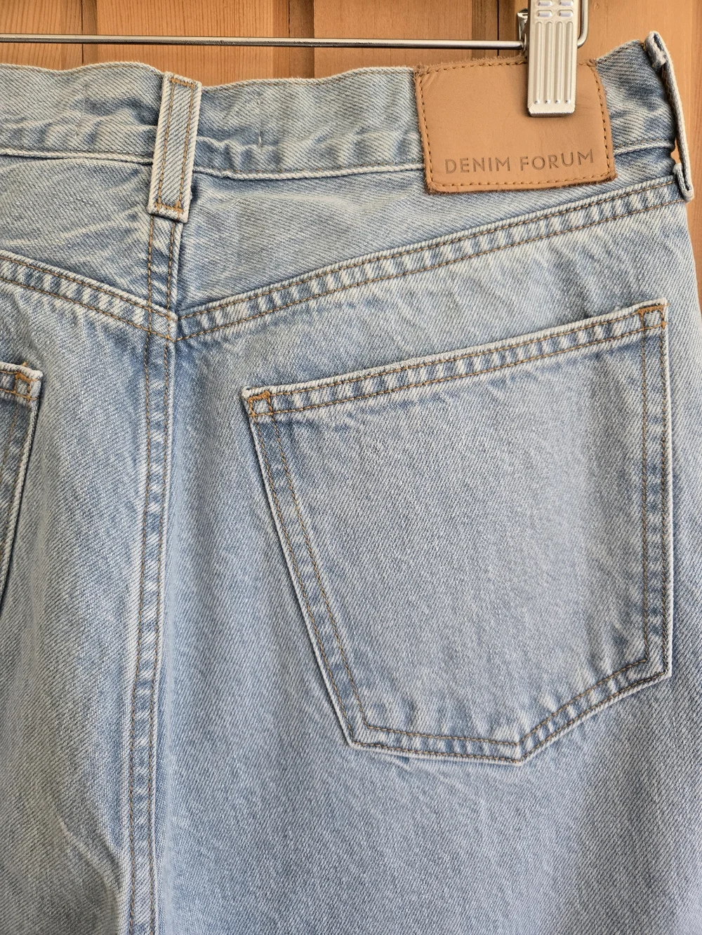 Aritzia's Denim Forum The Farrah Hi-Rise Wide | Blue Denim | Size 29 - Picture 7 of 11